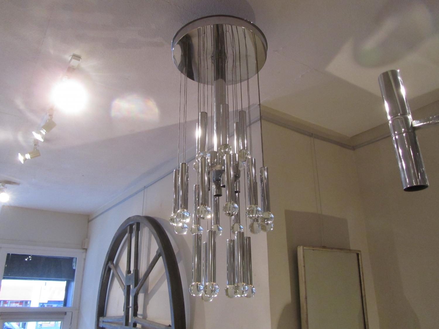 A three tier Sciolari chandelier
