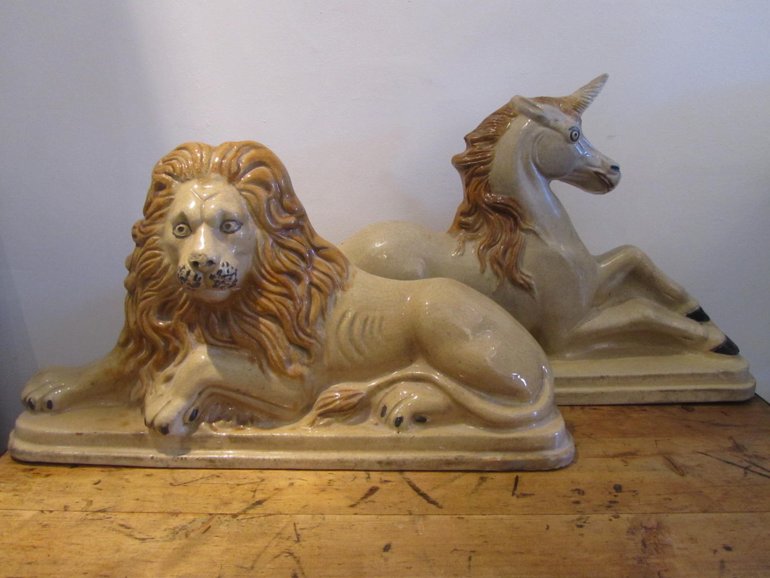 A glazed pottery  Lion and Unicorn
