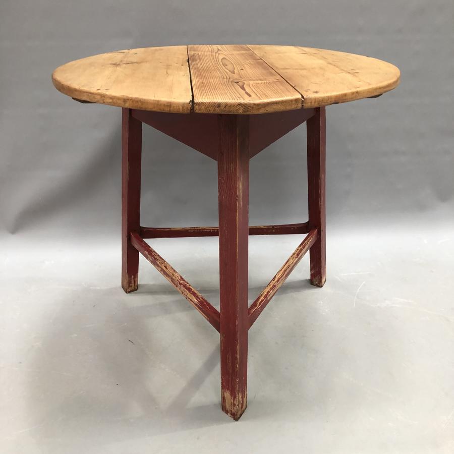 A painted pine cricket table
