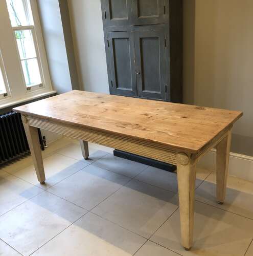 A Farmhouse Kitchen Table