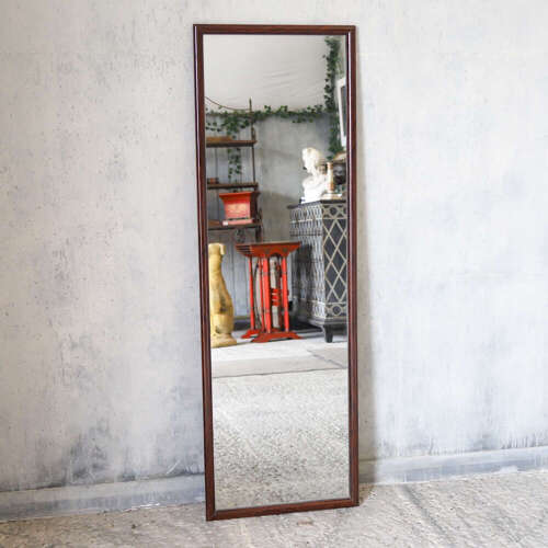 A Tailors Mirror