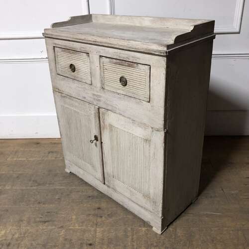 A Swedish painted buffet