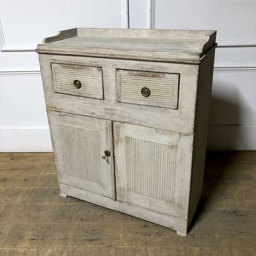 A Swedish painted buffet
